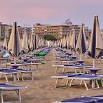 Fun And Relax By Our Flat-beahost * Bibione